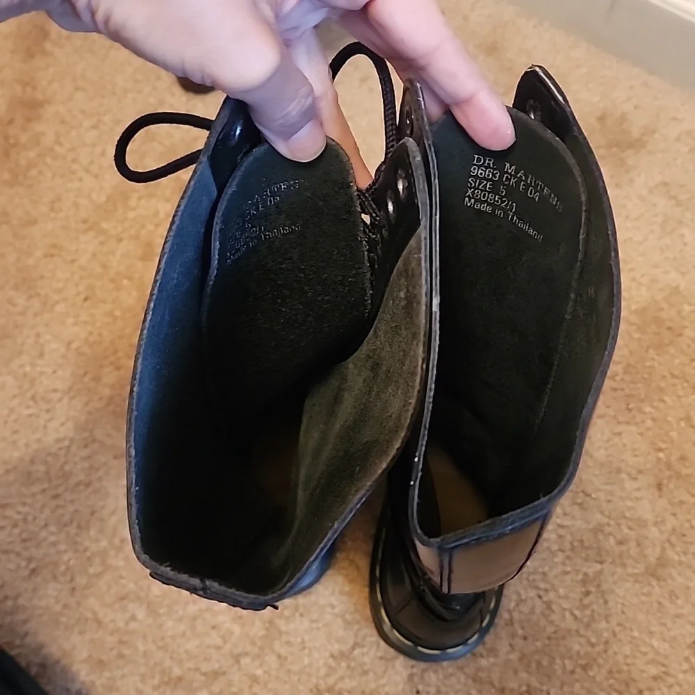 Dr. Martens 20 eyes 9663 Moto Lace-up Boots - Picture 2 of 16